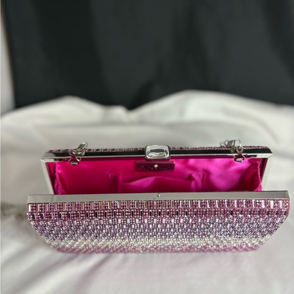 Nina “Rose Mist “ crystal frame clutch - Picture 6 of 8